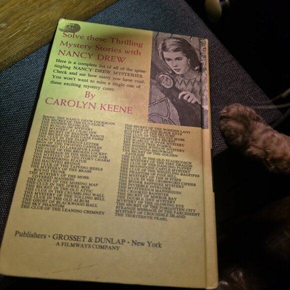 Nancy Drew: The Clue of the Velvet Mask by Carolyn Keene. 1969 hardcover book. - Picture 3 of 6